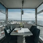 Gt Apartment, Mountain View And Sea View 蓬塔德尔加达