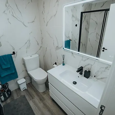 Gt Apartment, Mountain View And Sea View